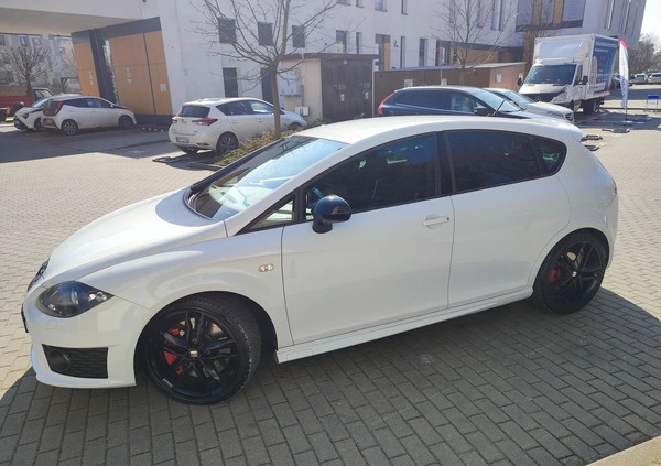 Seat Leon cena 55000 przebieg: 103272, rok produkcji 2011 z Warszawa małe 137